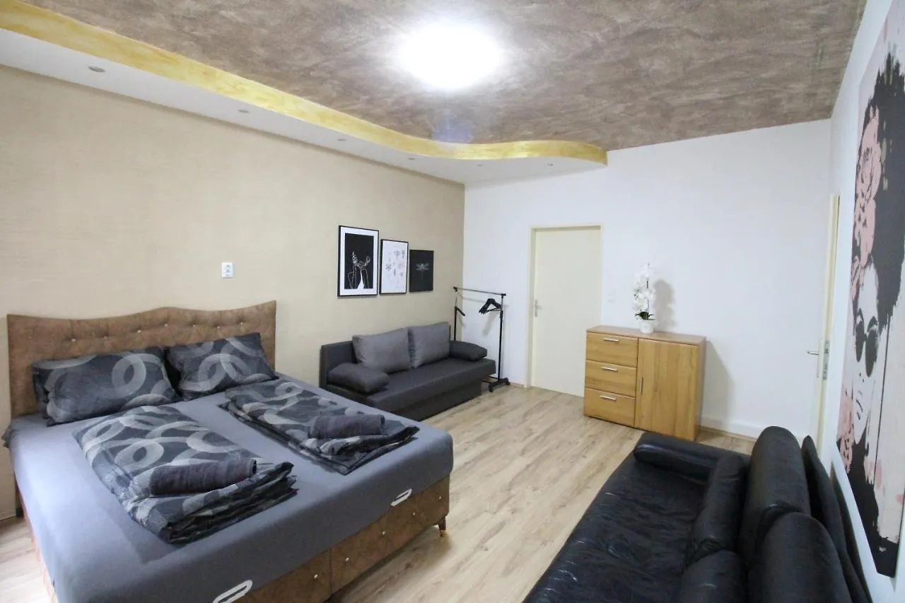 וינה Private Quad Bedroom With Bathroom Rf3 0*,  אוסטריה